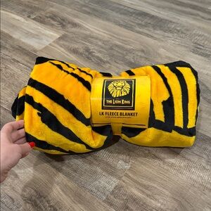 NWT The Lion King Fleece Blanket 50” x 60”